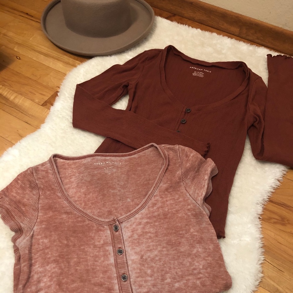 2 American eagle shirts